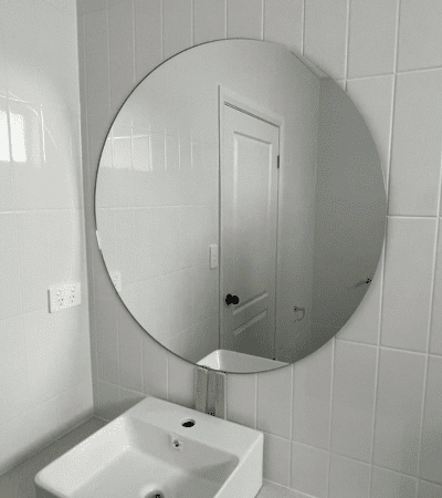 Circle mirror